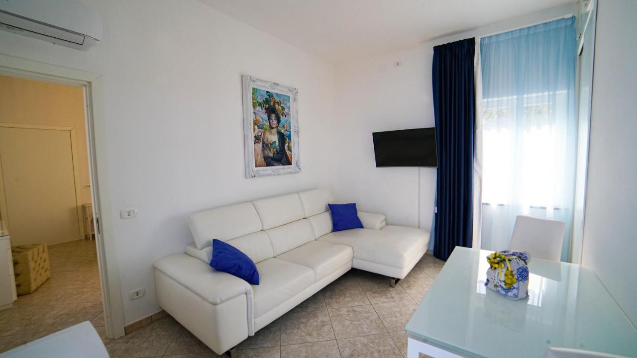 Mira Vico Apartments Віко-Екуенсе Екстер'єр фото