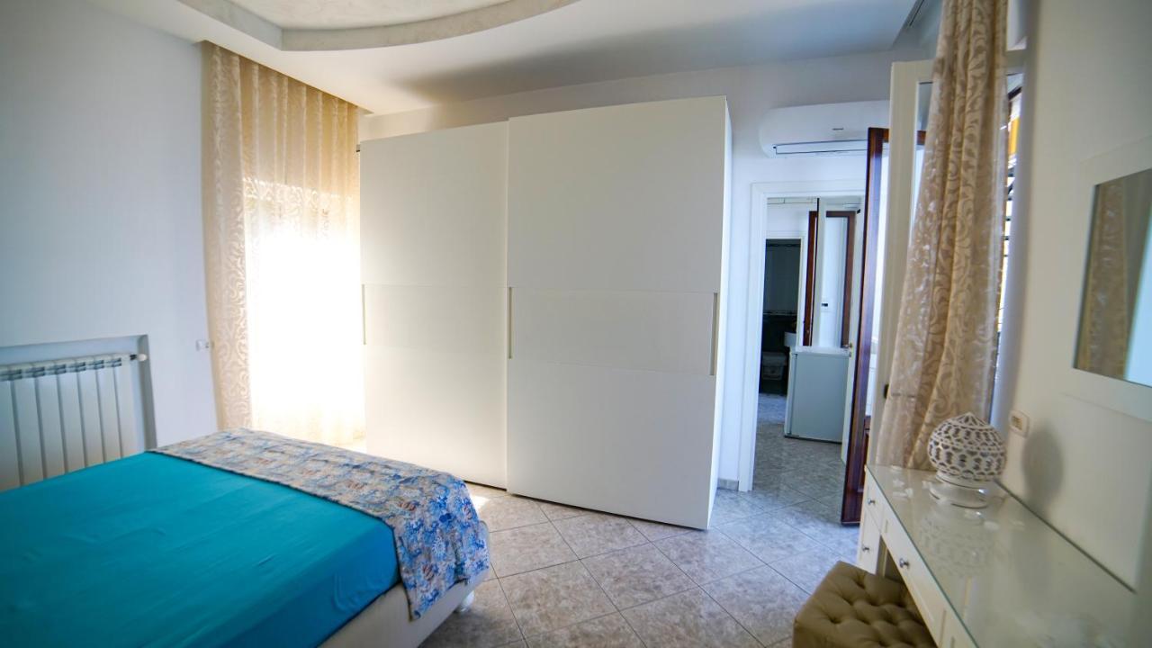 Mira Vico Apartments Віко-Екуенсе Екстер'єр фото