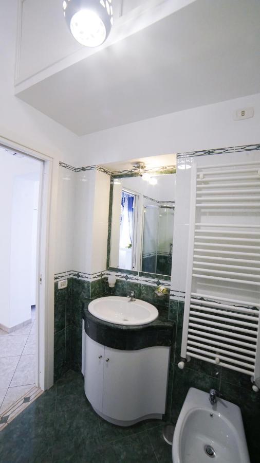 Mira Vico Apartments Віко-Екуенсе Екстер'єр фото